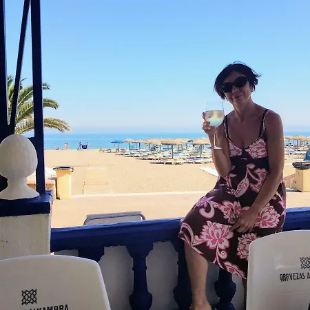 Estudio En Zona Petonal Y Cerca A La Playa Lägenhet *